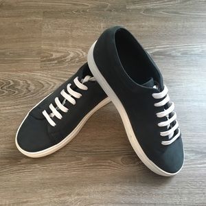 COS Men’s Navy Sneaker size 10